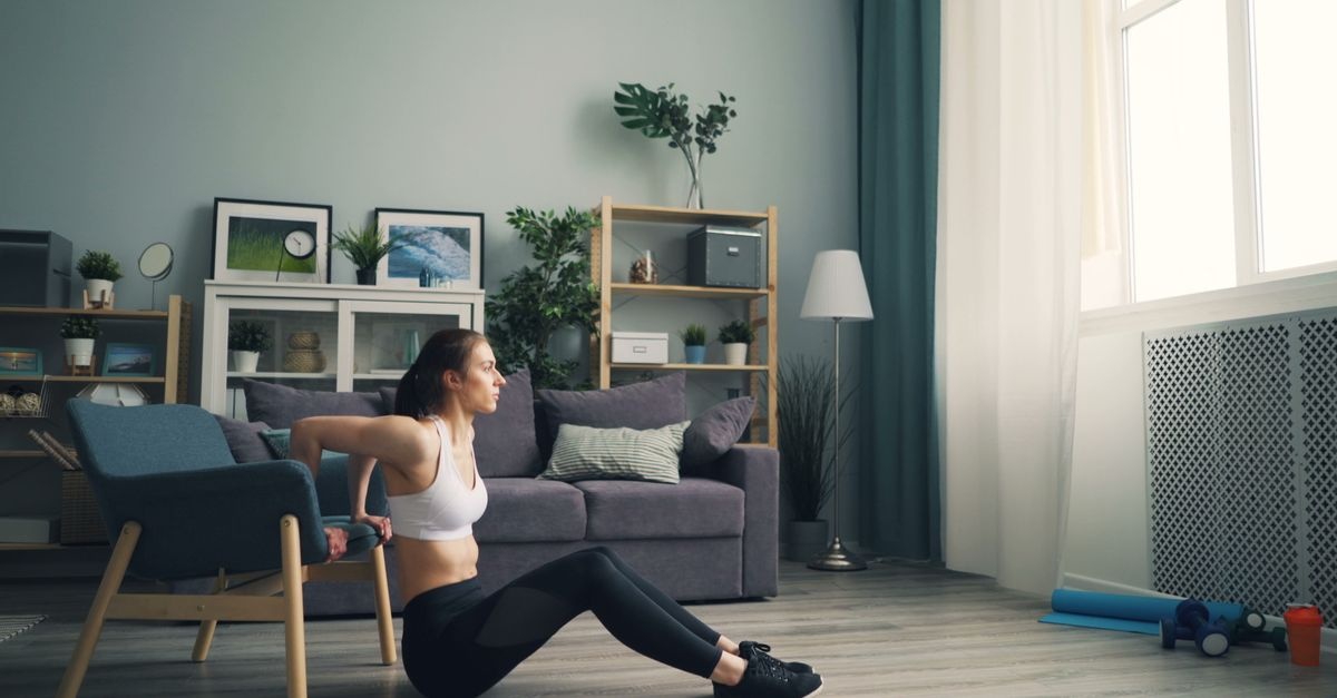 Fitness in Salotto: Allenamenti Creativi per Metterti in Forma Senza Uscire di Casa