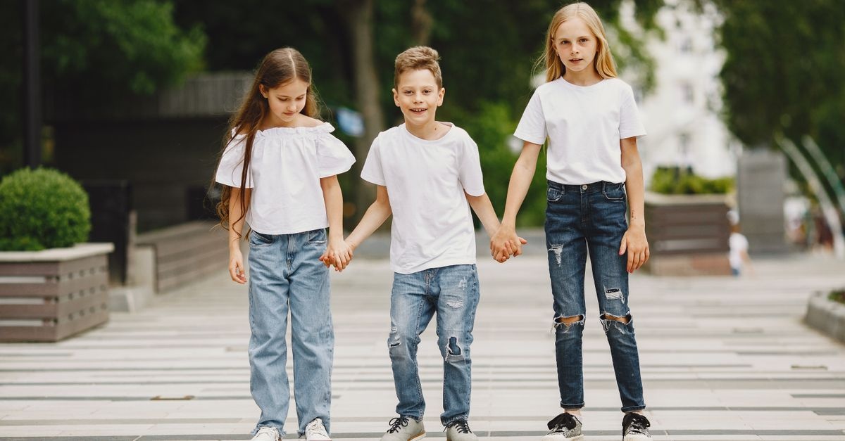 Quanto costa vestire i bambini in modo veloce (e bene)? Idee smart per risparmiare tempo e denaro