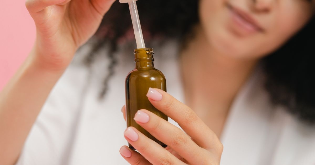 Olio o siero per capelli? Guida pratica per scegliere il trattamento perfetto