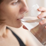 Idratazione al massimo: come l’acqua può potenziare la tua performance ogni giorno