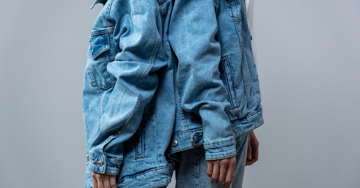 Come abbinare la giacca in denim: idee outfit fresche e di tendenza