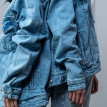 Come abbinare la giacca in denim: idee outfit fresche e di tendenza