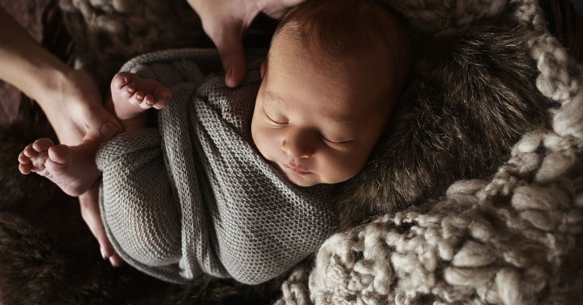 Quando Fasciare il Neonato: Guida Dolce e Pratica per Genitori alle Prime Armi