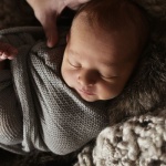 Quando Fasciare il Neonato: Guida Dolce e Pratica per Genitori alle Prime Armi