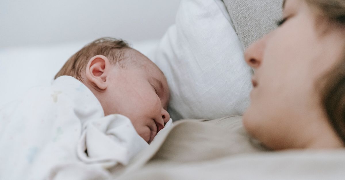 Sonno da Neomamma: Consigli Pratici e Trucchi Dolci per Riposare di Più
