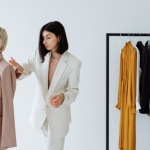 Come abbinare la giacca elegante all’abito: idee di stile per ogni occasione
